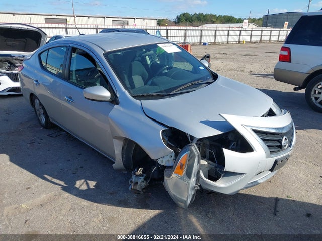 Nissan Versa 1.6 Sv 2018 3N1CN7AP3JL800169 главное изображение