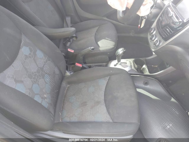 Chevrolet Spark Ls Cvt 2017 KL8CB6SA3HC832242 Image 5