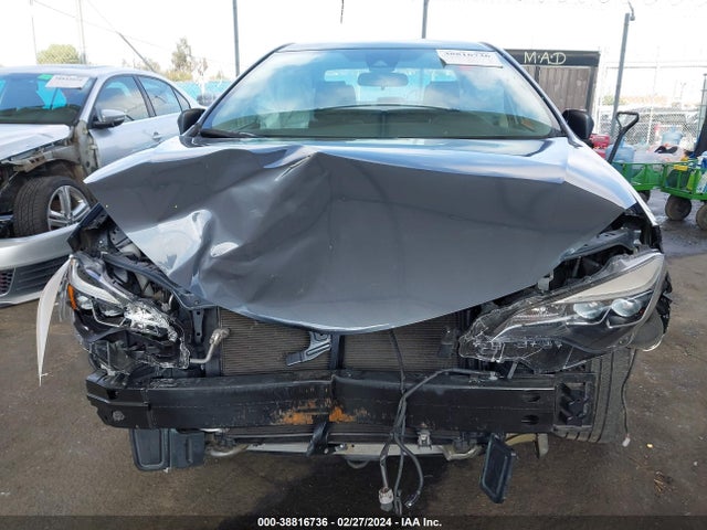 Toyota COROLLA SE 2017 5YFBURHE1HP586002 Image 13