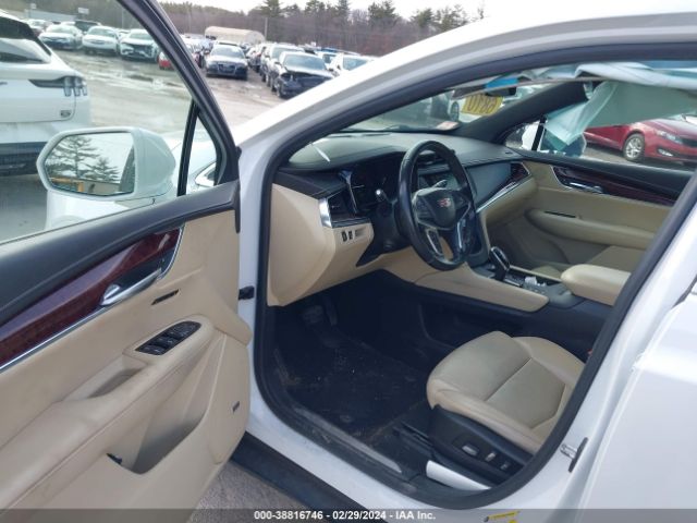 1GYKNDRS1KZ193435 Cadillac XT5 LUXURY