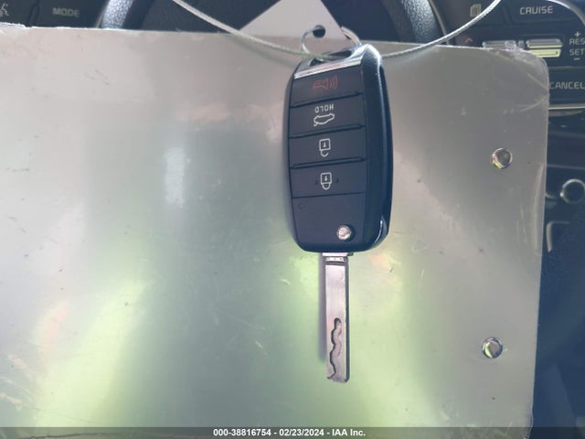 KIA Optima Lx 2019 5XXGT4L32KG345650 Image 11