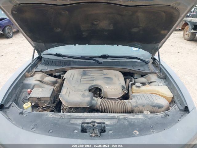 2C3CDXBGXKH698947 Dodge Charger Sxt Rwd