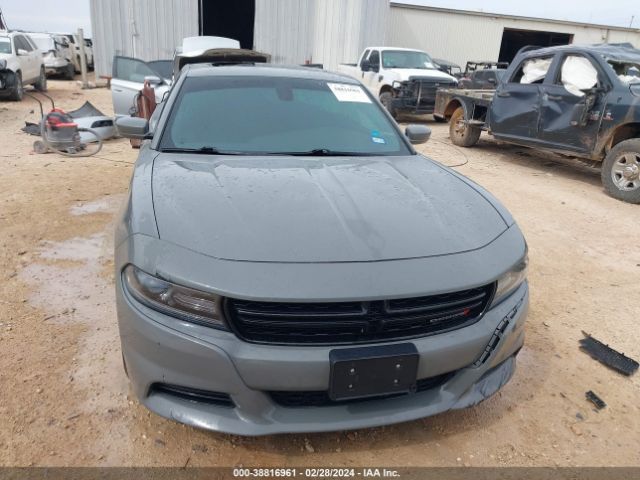 2C3CDXBGXKH698947 Dodge Charger Sxt Rwd