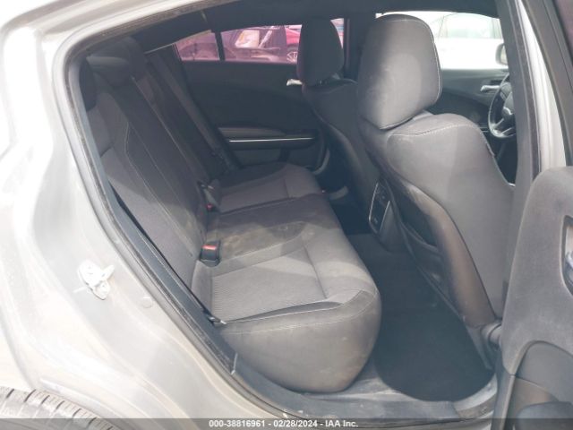 2C3CDXBGXKH698947 Dodge Charger Sxt Rwd