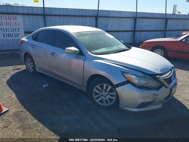 2016 1N4AL3AP4GC166948 main image