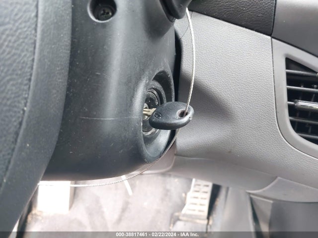2013 HYUNDAI ELANTRA SE VIN: KMHDH6AE7DU009263