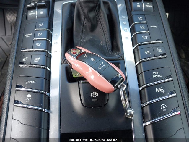 2015 PORSCHE MACAN WP1AB2A5XFLB51146 Photo 10