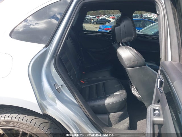 2015 PORSCHE MACAN WP1AB2A5XFLB51146 Photo 7