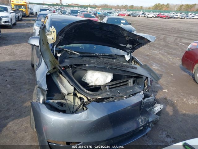 7SAYGDED9PF945576 Tesla Model Y Rwd