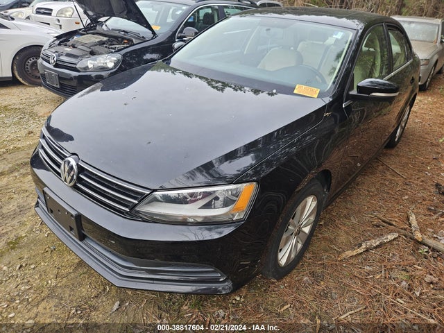 3VWD17AJXFM223888 Volkswagen JETTA