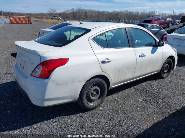 Nissan Versa 1.6 Sv 2018 3N1CN7AP1JL831324 Image 4