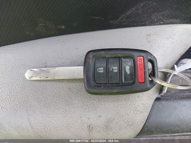 2HKRM4H40GH678724 Honda CR-V SE