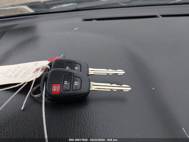 Toyota Rav4 Xle 2014 2T3RFREV6EW162653 Image 11