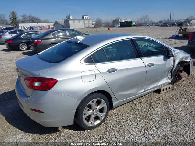 Chevrolet Cruze Premier Auto 2018 1G1BF5SMXJ7197488 Image 4