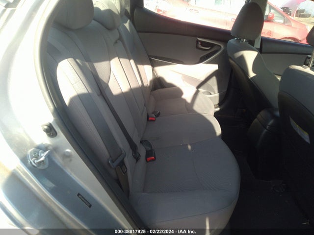 Hyundai ELANTRA SE 2016 5NPDH4AEXGH741524 Image 8