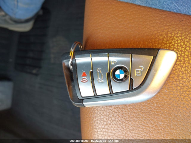 BMW 530I 2018 WBAJA5C54JWA38917 Image 11