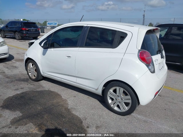 Chevrolet Spark 1lt Auto 2014 KL8CD6S93EC413321 Image 3