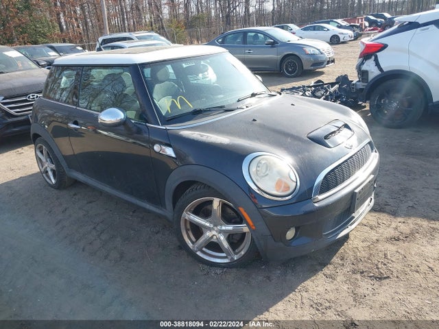 2007 MINI COOPER S WMWMF73527TL91996 Photo 0