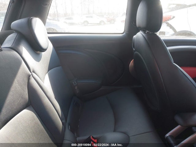 2007 MINI COOPER S WMWMF73527TL91996 Photo 7