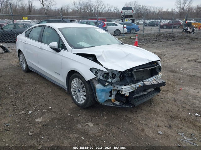 2015 3FA6P0UU2FR211962 zdjęcie główne