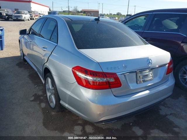 2011 MERCEDES-BENZ E 550 VIN: WDDHF7CB0BA295062