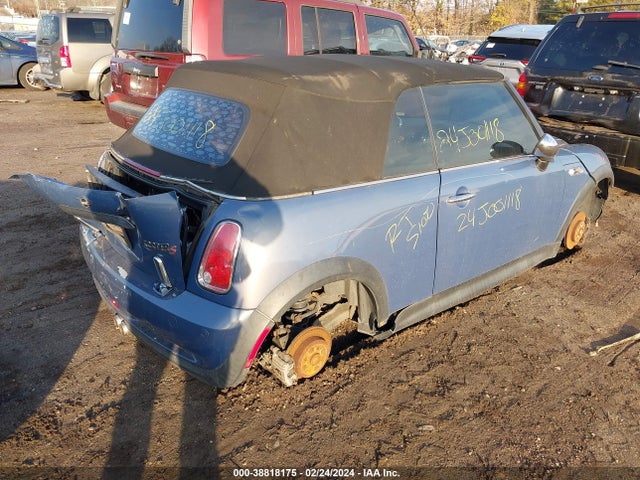 2006 MINI COOPER S WMWRH33596TF89971 Photo 3