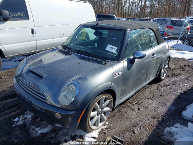 2005 MINI COOPER S WMWRH33425TF82107 Photo 1