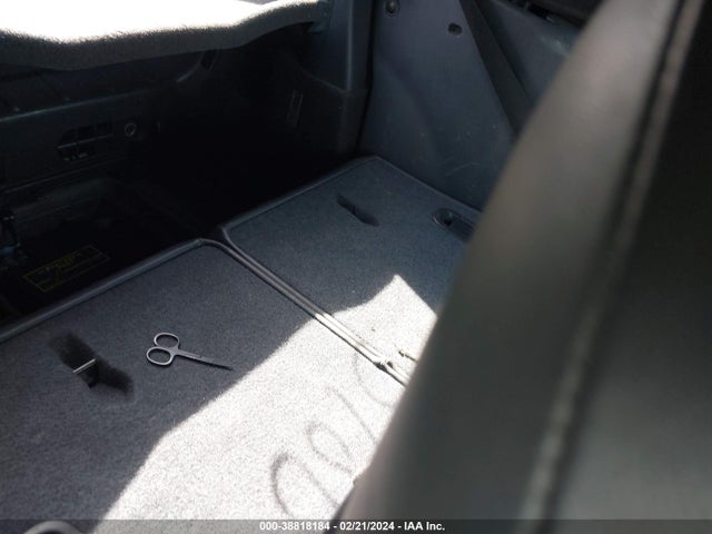 2005 MINI COOPER S WMWRH33425TF82107 Photo 7