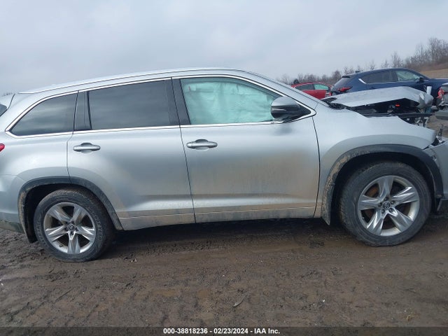 Toyota Highlander Limited 2018 5TDDZRFH7JS818929 Image 13