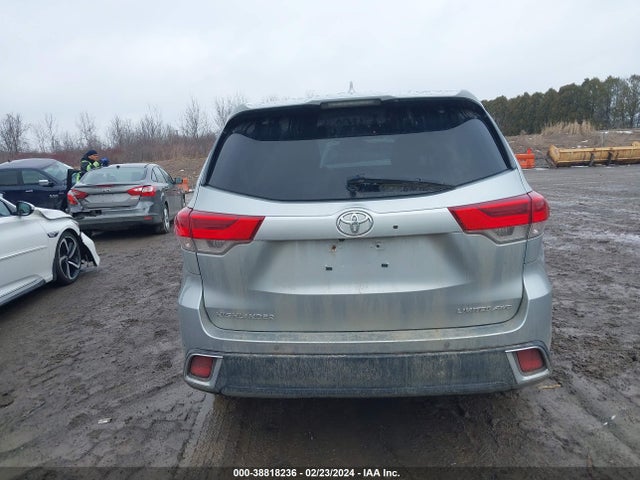 Toyota Highlander Limited 2018 5TDDZRFH7JS818929 Image 16
