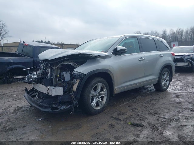 Toyota Highlander Limited 2018 5TDDZRFH7JS818929 Image 2