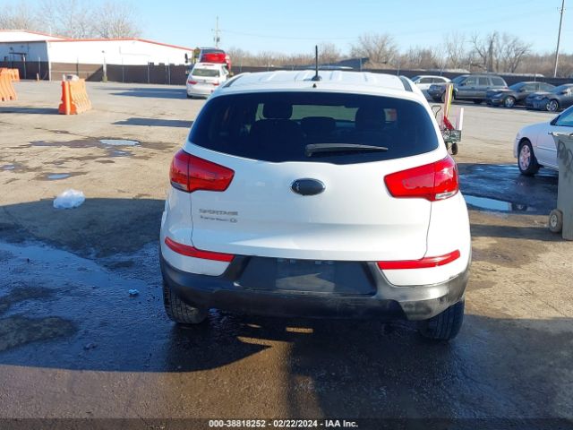 KNDPB3AC2G7804532 KIA Sportage Lx