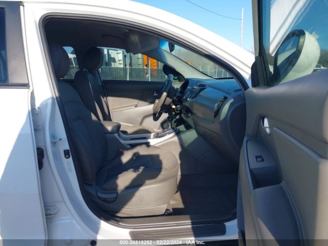 KNDPB3AC2G7804532 KIA Sportage Lx