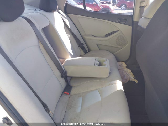KIA Optima Lx 2015 5XXGM4A79FG441512 Image 8