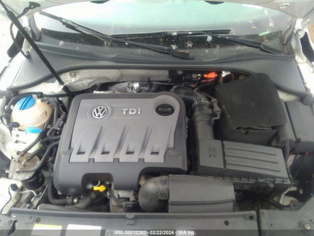 1VWBN7A34EC024560 Volkswagen Passat 2.0l Tdi Se