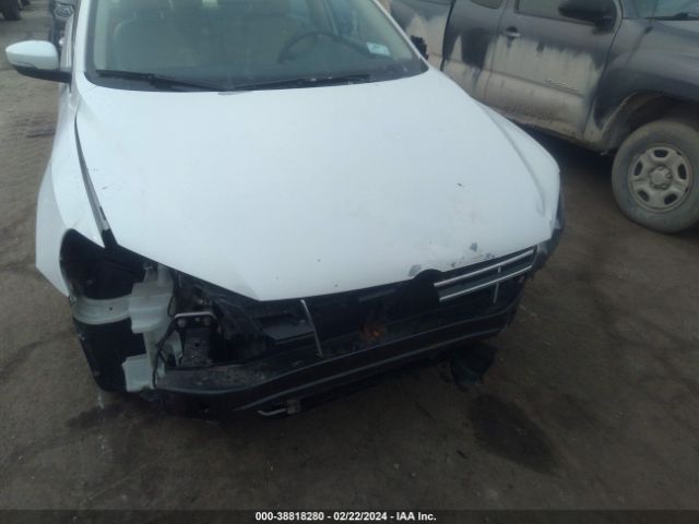 1VWBN7A34EC024560 Volkswagen Passat 2.0l Tdi Se