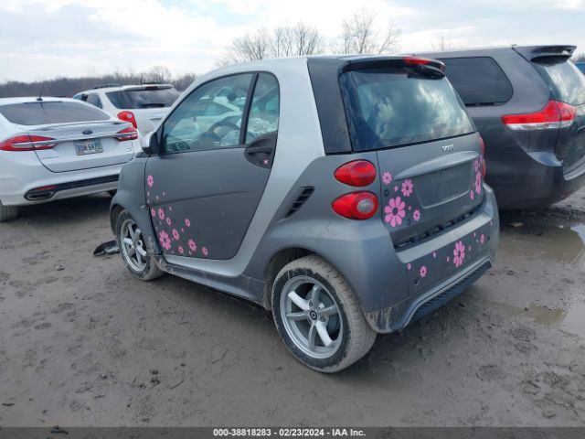 WMEEJ3BAXFK819445 Smart Fortwo Passion/pure