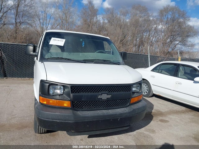 1GCWGFBA9E1140385 Chevrolet Express 2500 Work Van