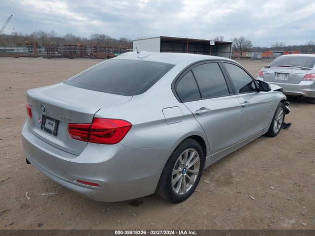 BMW 320i Xdrive 2016 WBA8E5G55GNU21631 Image 4