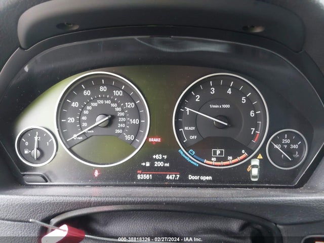 BMW 320i Xdrive 2016 WBA8E5G55GNU21631 Image 7