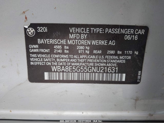 BMW 320i Xdrive 2016 WBA8E5G55GNU21631 Image 9