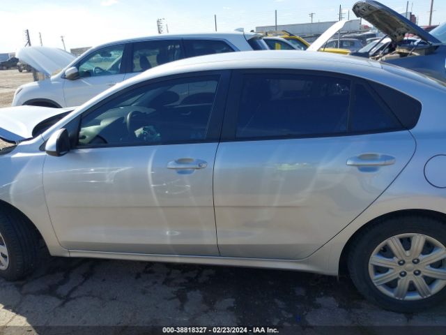 3KPA24AD8ME406483 KIA RIO S