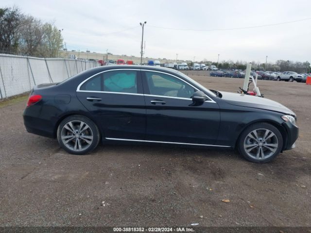 55SWF4JB5GU106759 Mercedes-Benz C 300 Luxury/sport