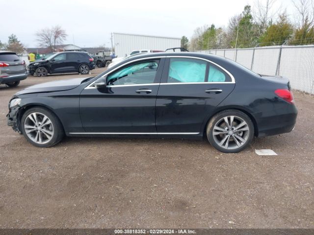 55SWF4JB5GU106759 Mercedes-Benz C 300 Luxury/sport