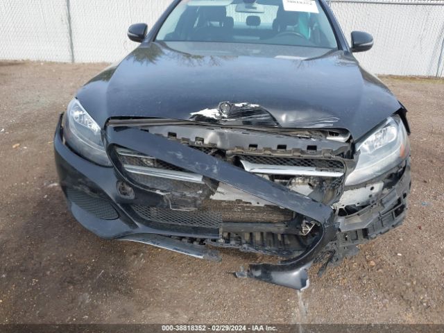 55SWF4JB5GU106759 Mercedes-Benz C 300 Luxury/sport