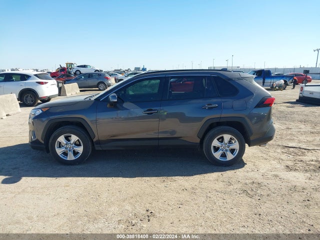 Toyota Rav4 Xle 2021 JTMW1RFV6MJ022728 Image 14