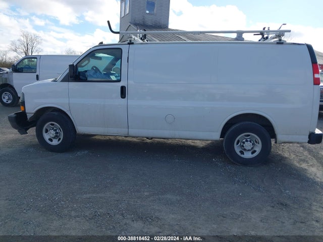 Chevrolet Express 2500 Work Van 2019 1GCWGAFG8K1150919 Image 14