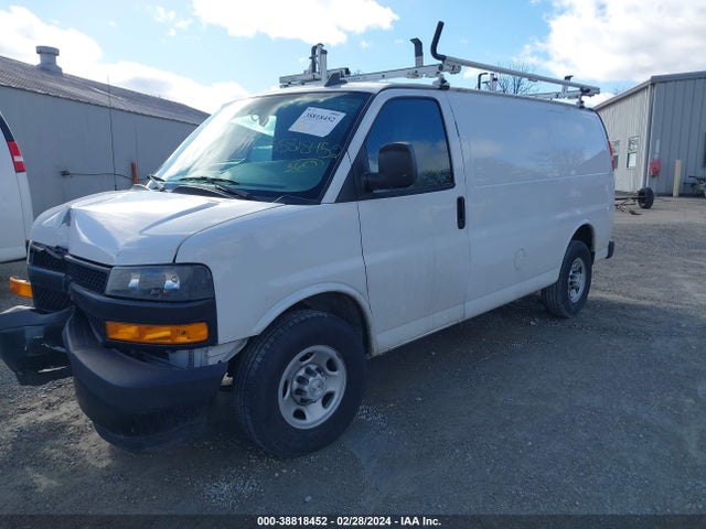 Chevrolet Express 2500 Work Van 2019 1GCWGAFG8K1150919 Image 2