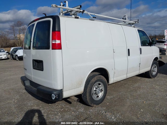Chevrolet Express 2500 Work Van 2019 1GCWGAFG8K1150919 Image 4