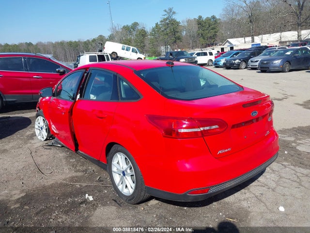 Ford FOCUS SE 2015 1FADP3F24FL335847 Image 3